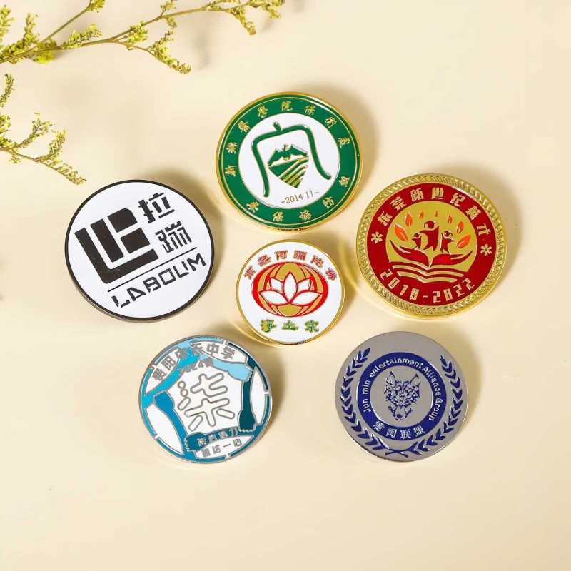 Pin Lapel Logam Enamel Lembut Tersuai